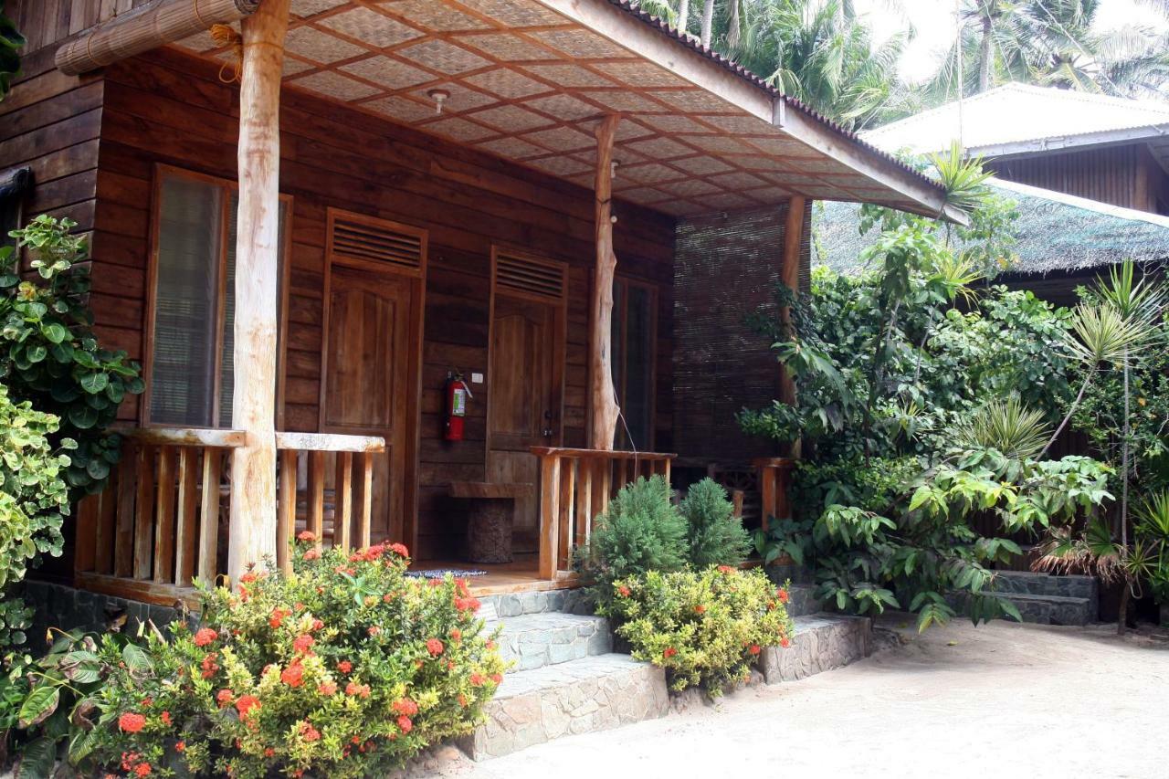 Jjs Backpackers Village Siquijor Buitenkant foto