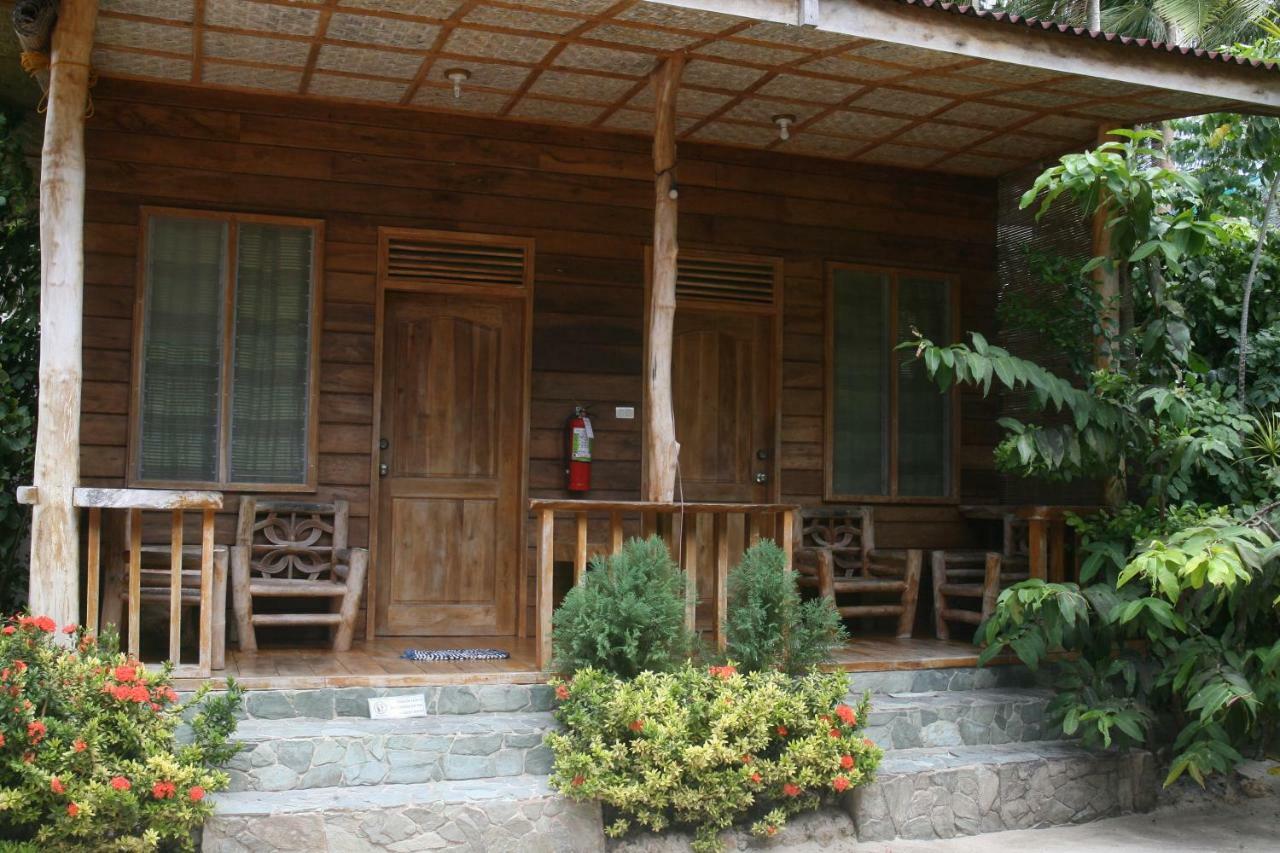 Jjs Backpackers Village Siquijor Buitenkant foto