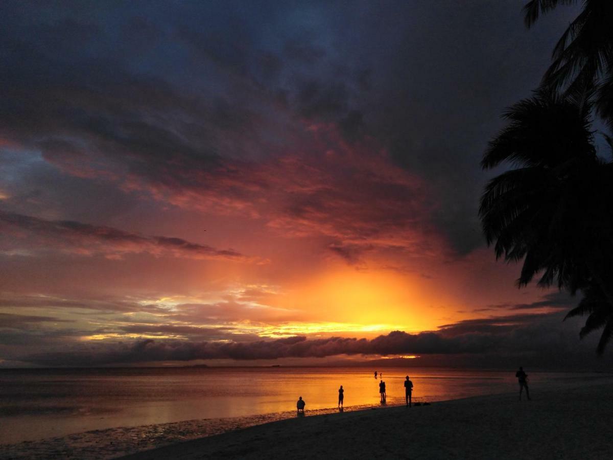 Jjs Backpackers Village Siquijor Buitenkant foto